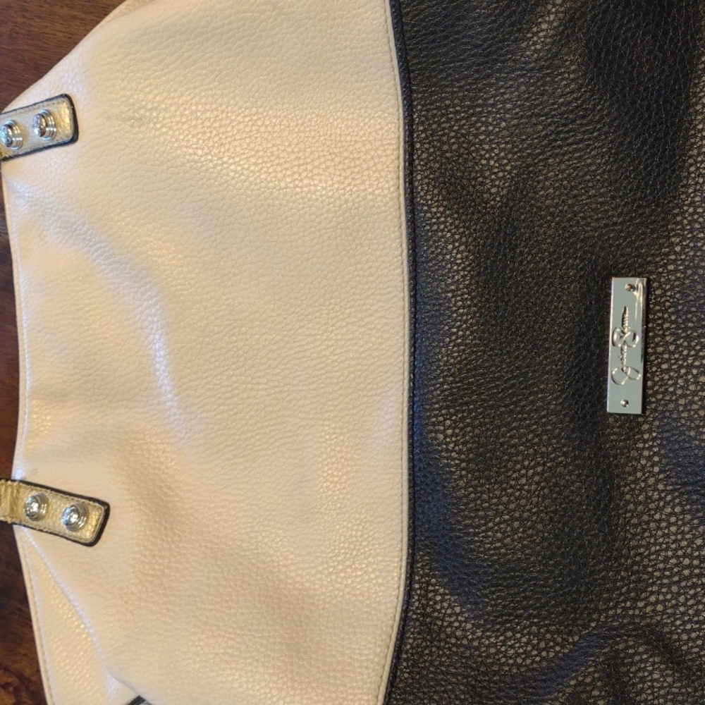 Jessica Simpson shoulder bag - Picture 6 of 6